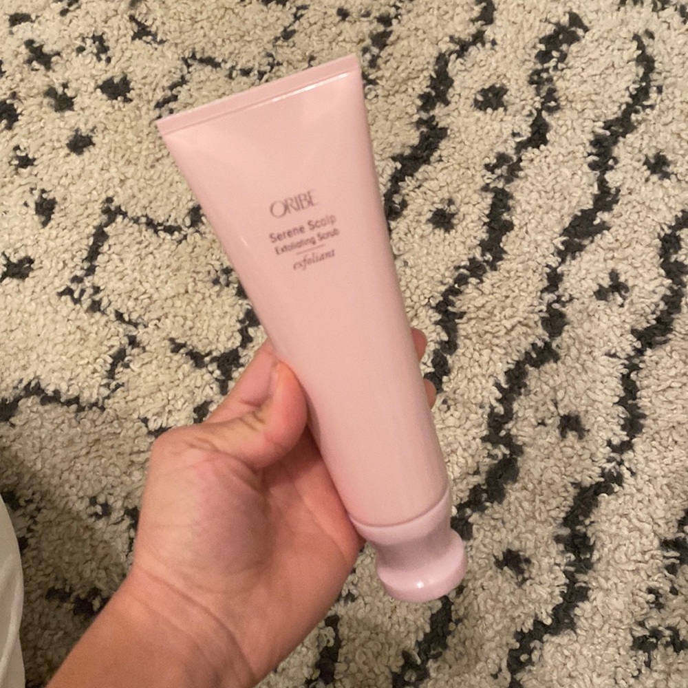 Oribe NEW serene scalp scrub shampoo